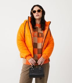 Jaqueta Puffer em Poliamida com Gola com Capuz Ajustável