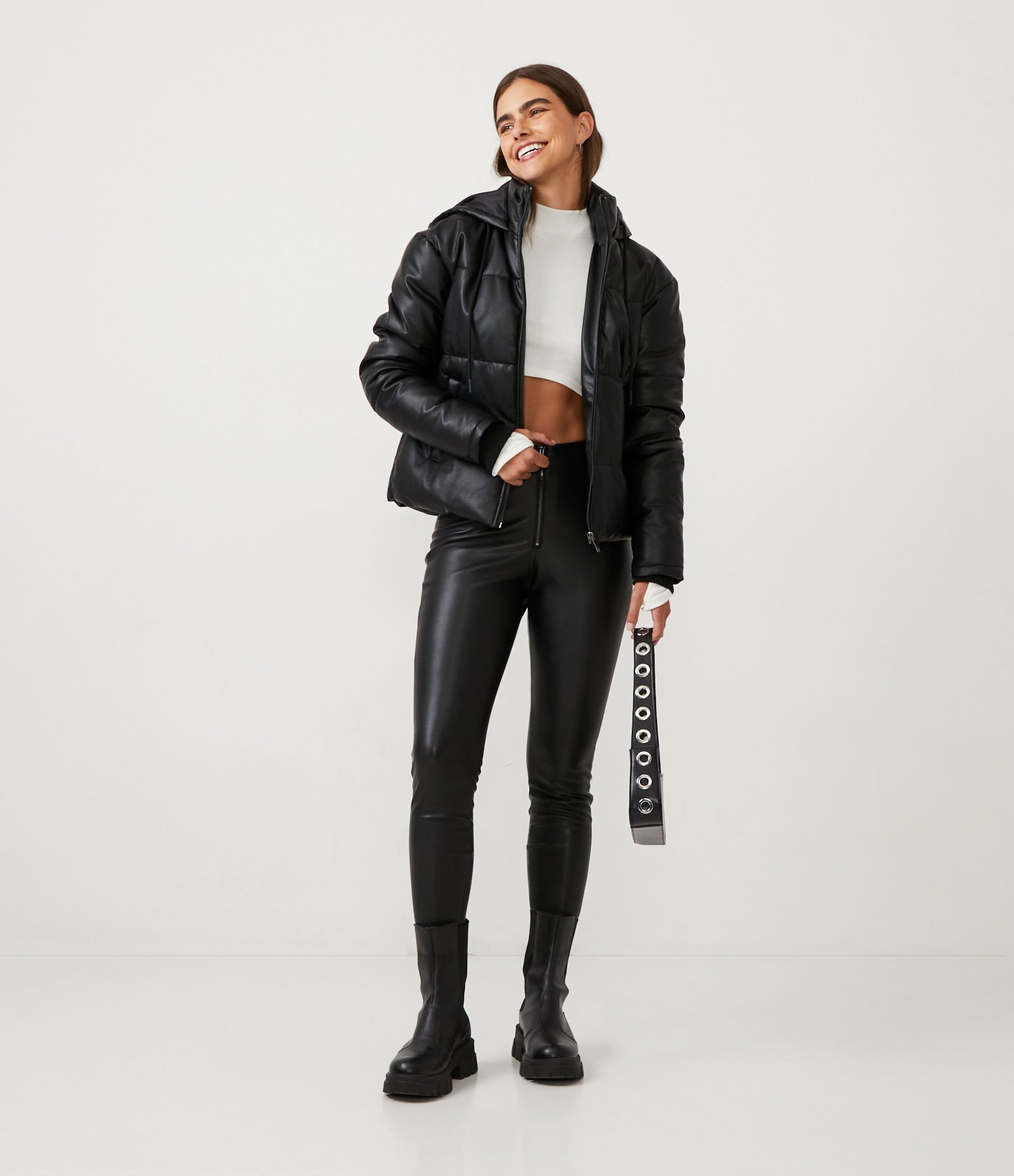 Calça Legging em Material Sintético com Abertura por Zíper Preto 1