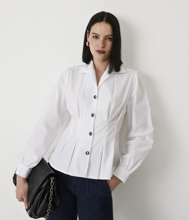 Camisa em Tricoline com Cintura Ajustada e Botões