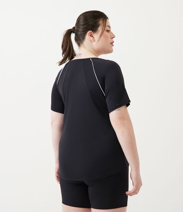 Camiseta Esportiva em Poliamida com Vivos Contrastantes Curve & Plus Size Preto 3