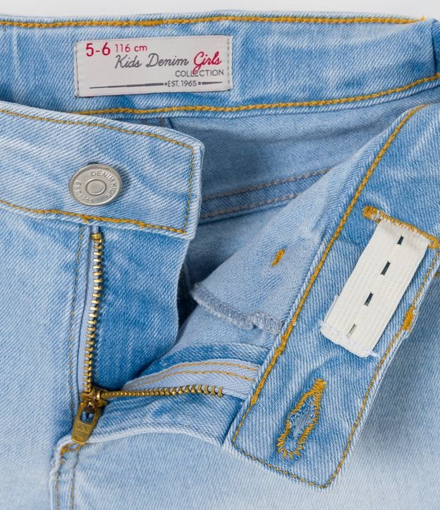Short Infantil en Jeans con Desgastess y Barra a Fio - Talle 5 A 14 años Azul 3