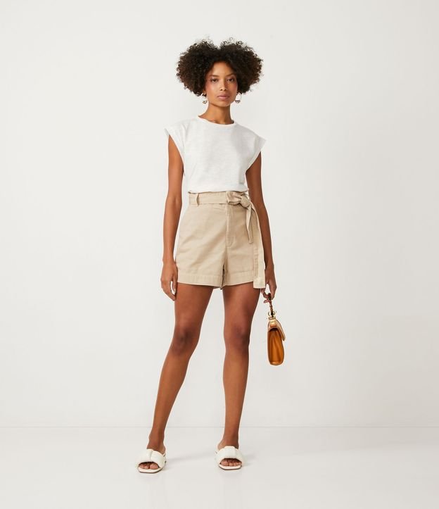 Short Clochard em Sarja com Cinto Faixa