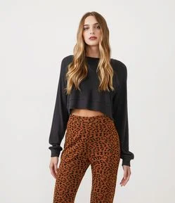 Blusa Cropped em Malha Texturizada Canelada com Manga Longa
