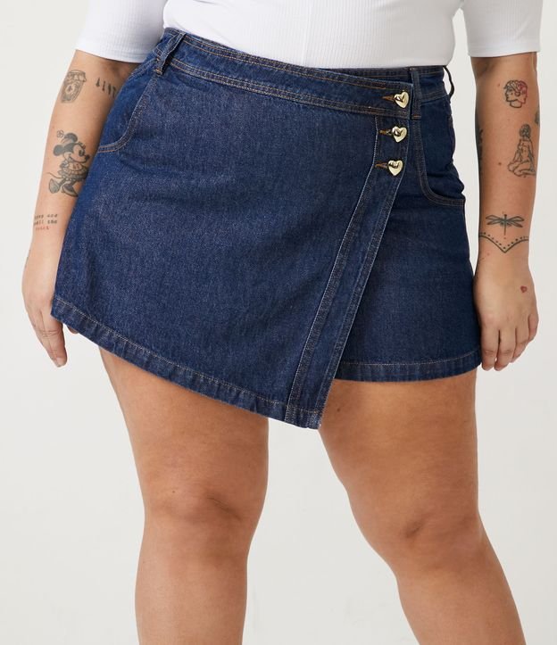Short Saia Jeans com Botão de Coração Curve & Plus Size Azul 1