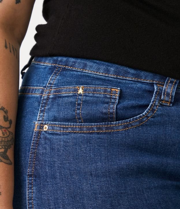 Pantalón Recto Jeans con Botón Diferenciado Curve & Plus Size Azul 4