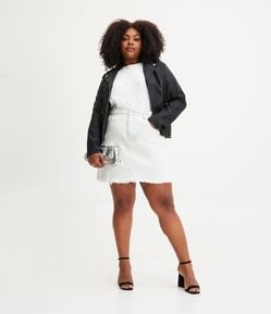 Saia Curta Jeans com Puidos Curve & Plus Size