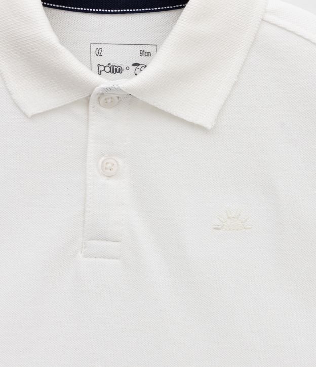 Camiseta Polo Infantil com Bordado e Fenda Lateral- Tam 1 a 5 Anos Branco 3