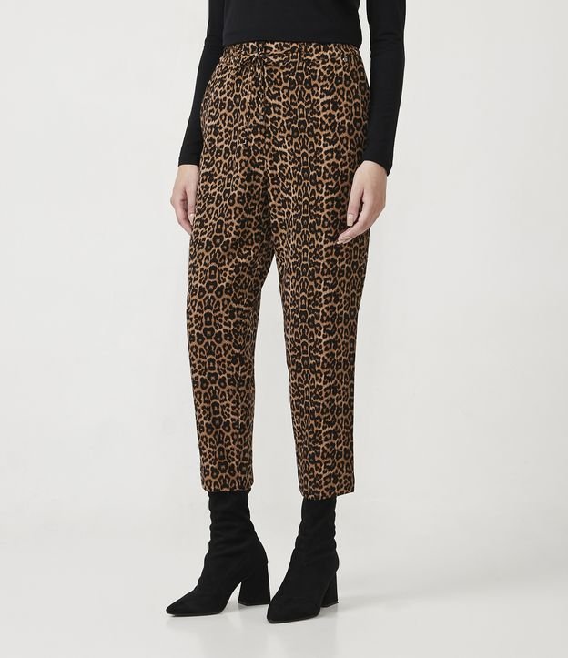 Calça Fluida com Estampa Animal Print Onça