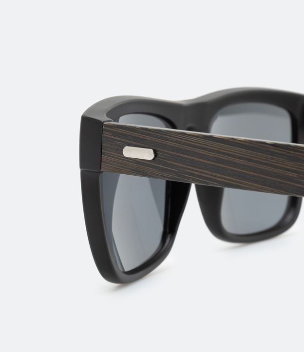 Óculos de Sol Quadrado com Hastes em Bambu Preto 3
