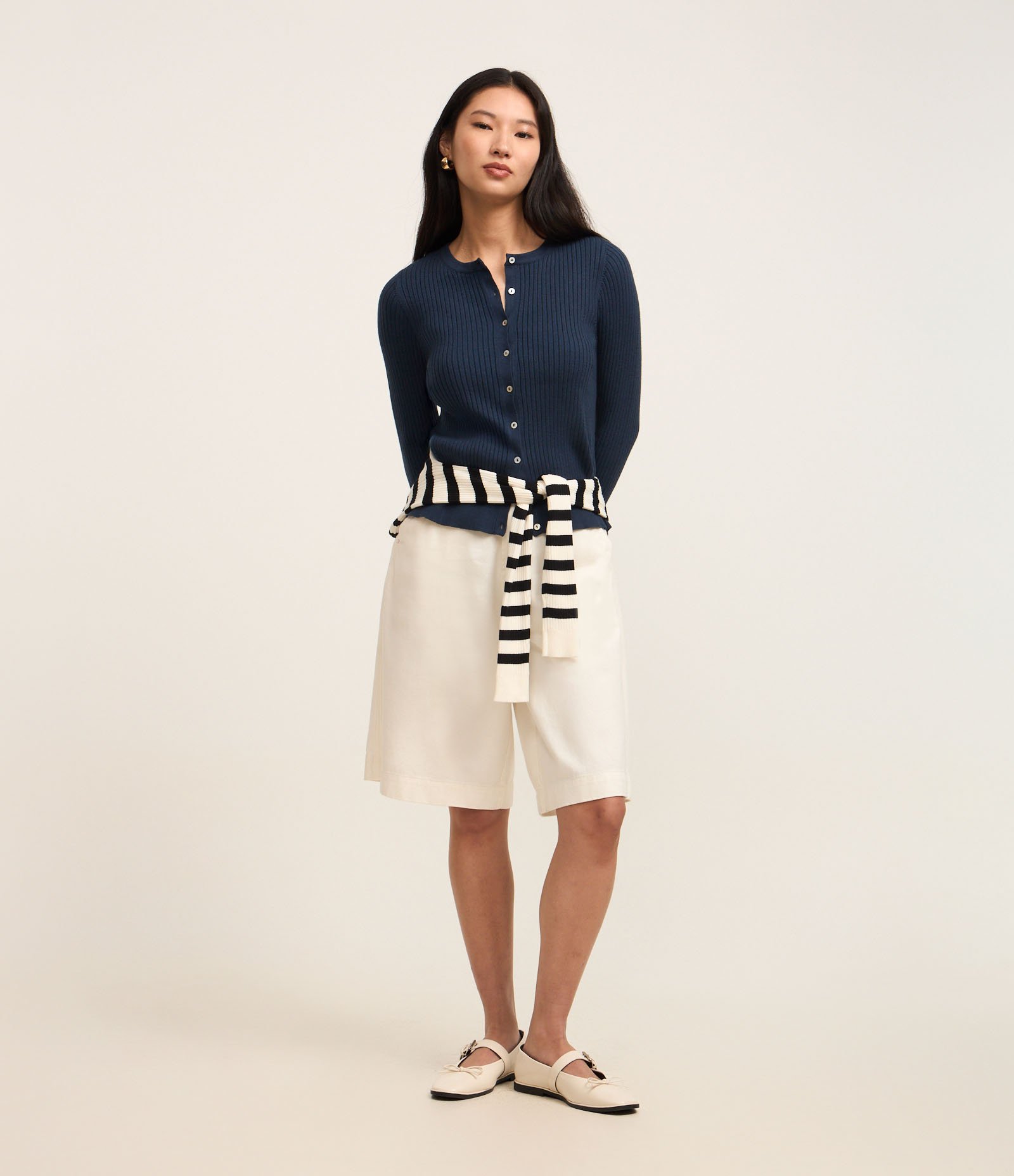 Cardigan Curto em Tricô com Textura Canelada Azul 2