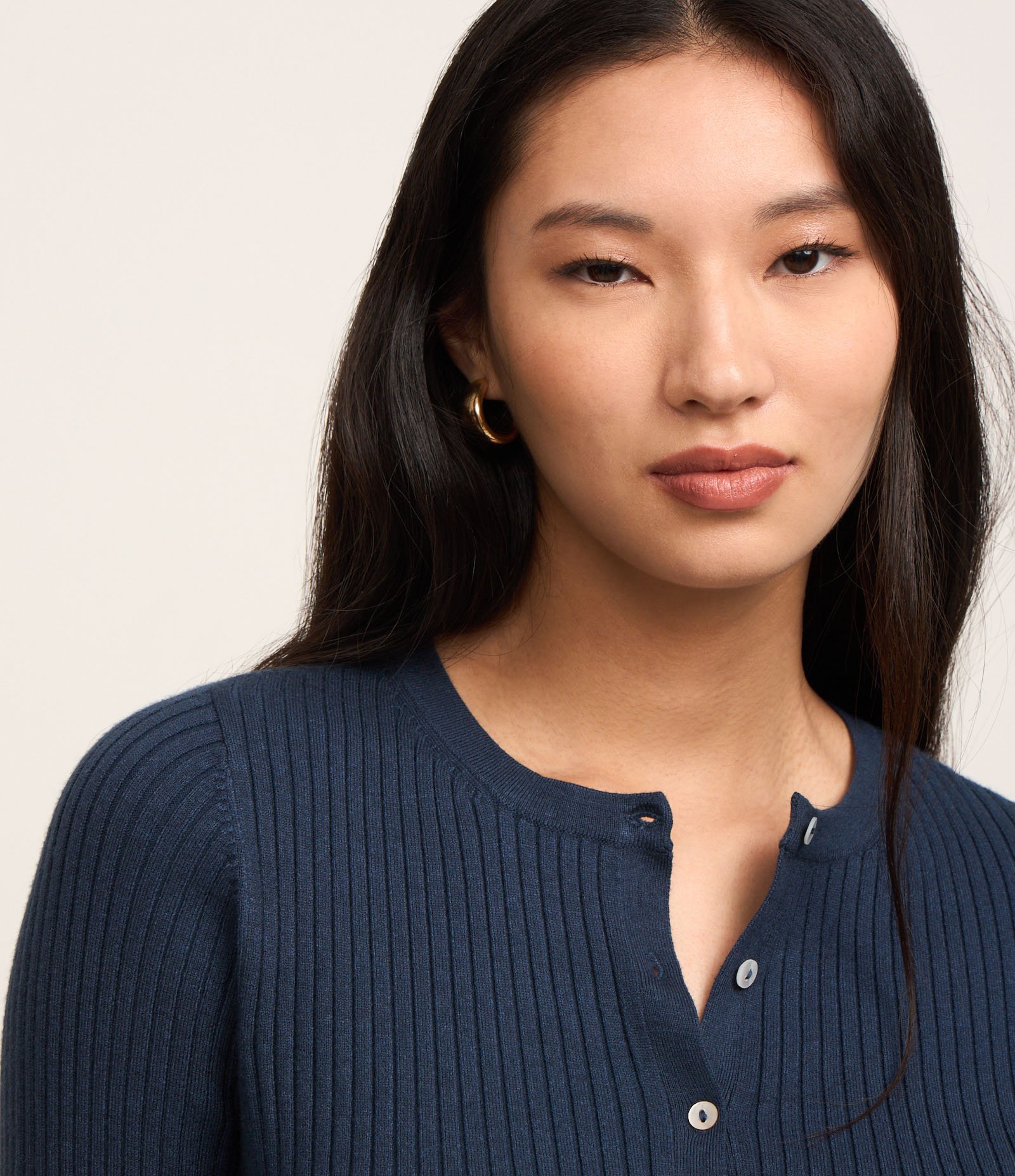 Cardigan Curto em Tricô com Textura Canelada Azul 4