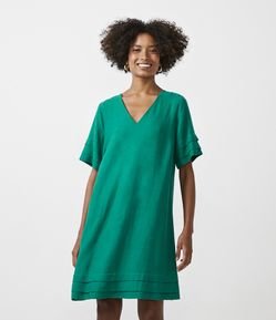 Vestido Curto em Viscolinho com Babado na Manga