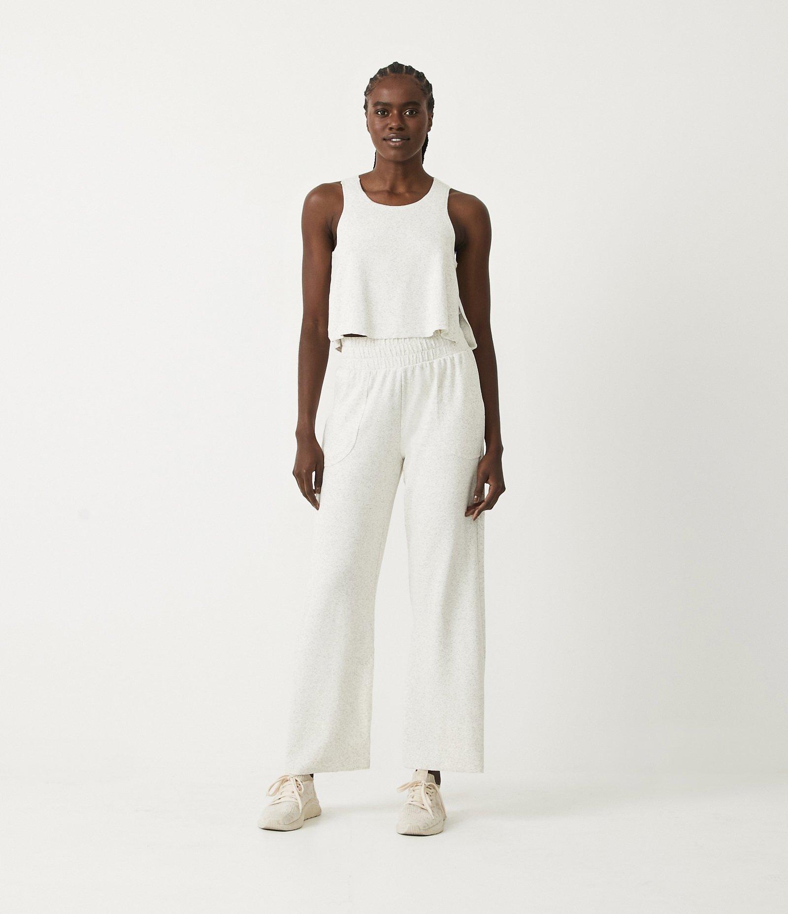 Calça Pantalona Esportiva em Viscose com Textura e Bolsos Off White 1