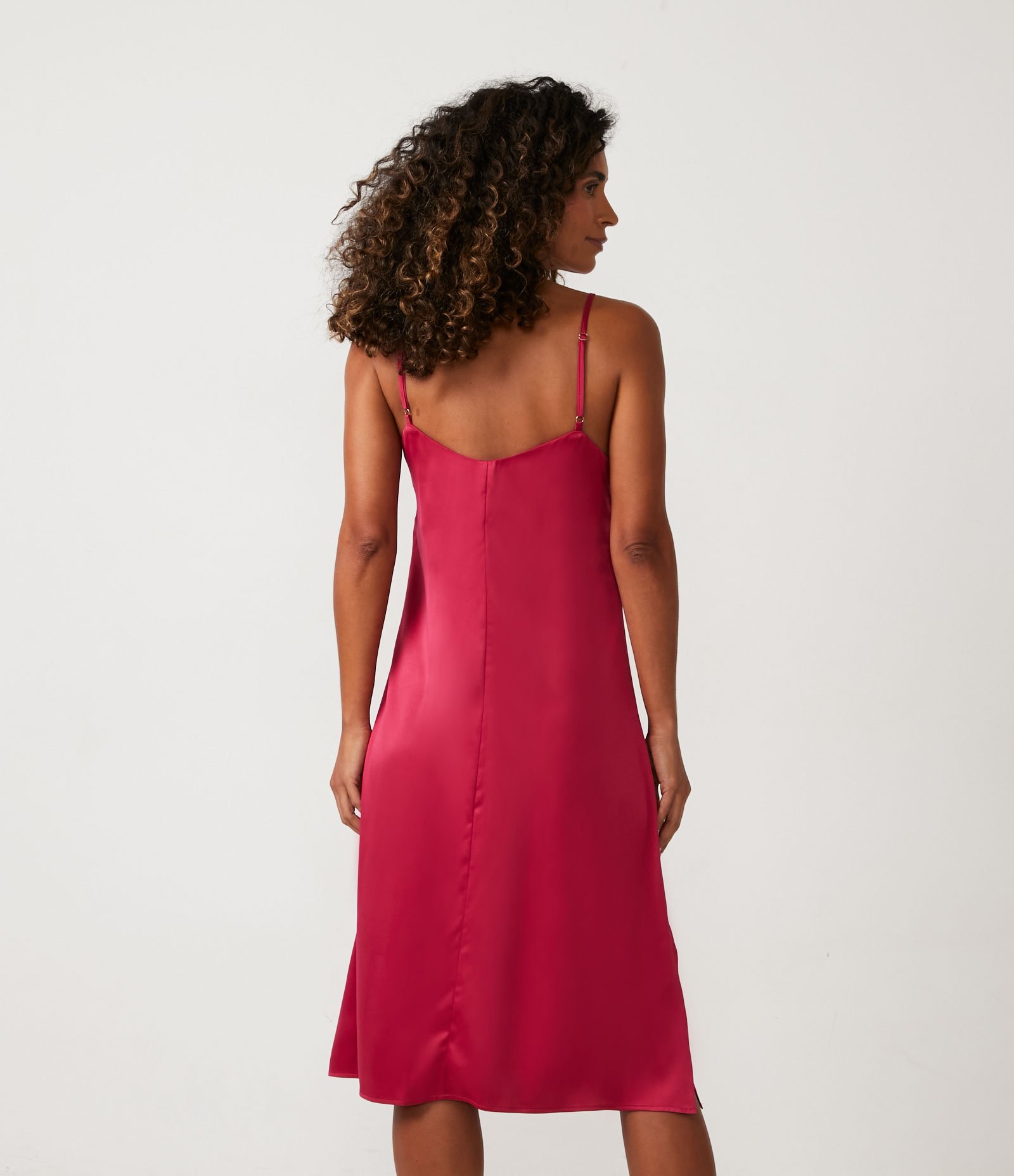 Camisola Midi em Cetim com Alcinha Regulável Vermelho Rosado 2
