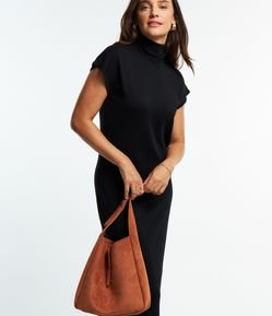 Vestido Midi em Tricô com Gola Alta e Manga Curta Sem Cava