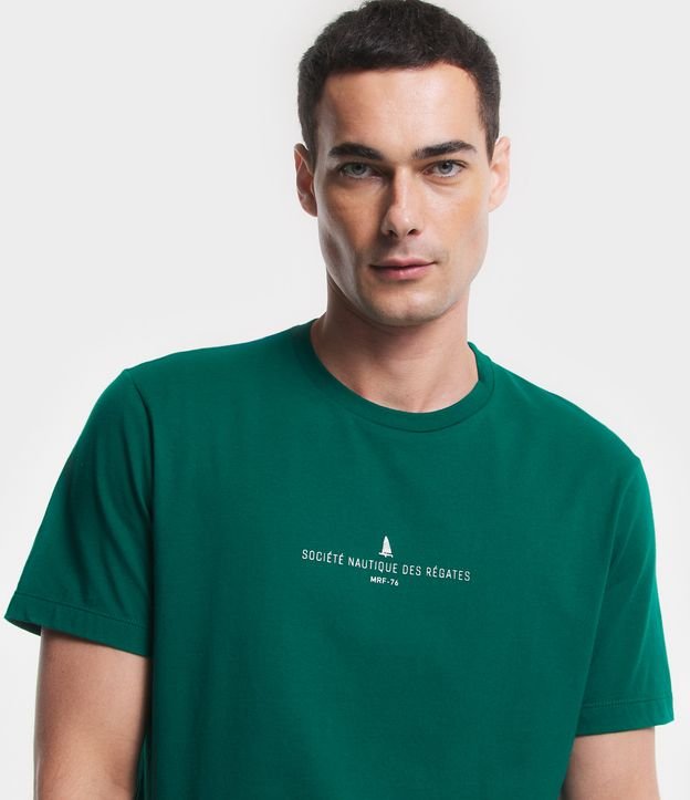 Camiseta Comfort em Algodão com Estampa de Lettering Verde 3