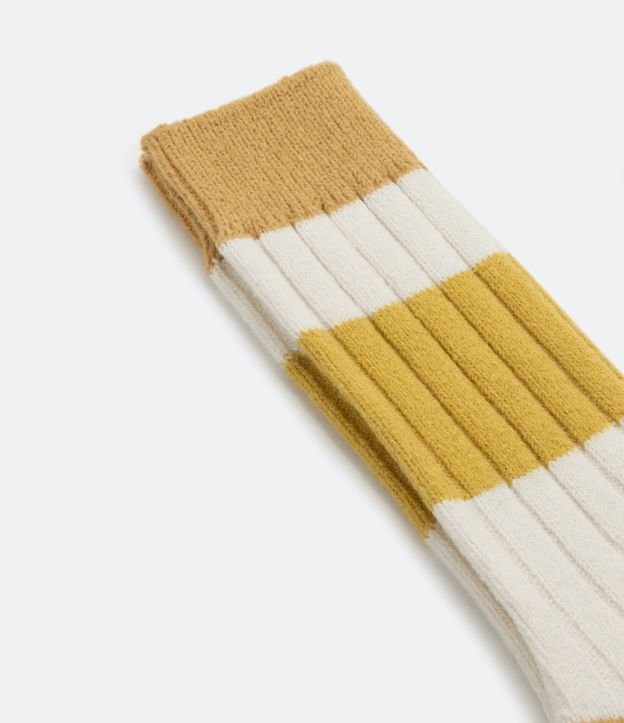 Media Caña Larga en Malla Flamê con Textura y Rayas Amarillo 4