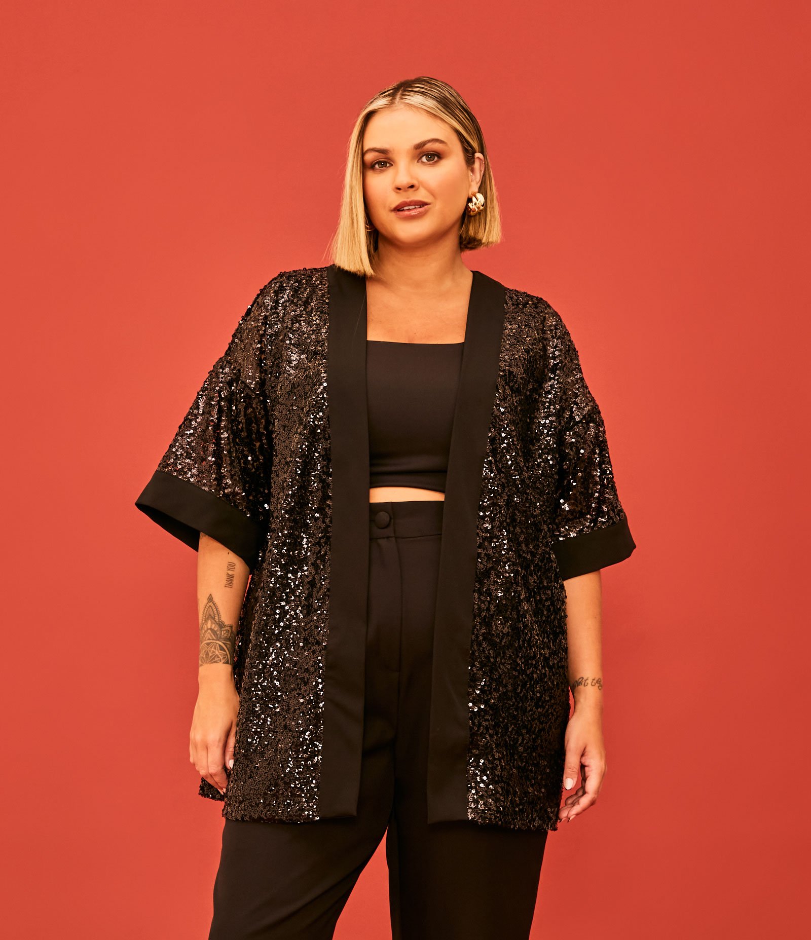 Kimono em Malha de Paetê Curve & Plus Size Preto 1
