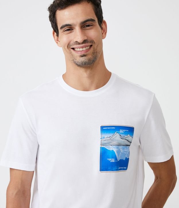 Remera Comfort en Algodón con Estampado de Glaciares Blanco 4