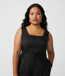 Blusa Cropped em Crepe com Lastex nas Costas Curve & Plus Size