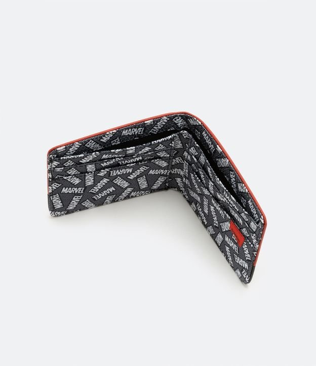 Billetera Plegable con Estampado Marvel y Caja de Metal Rojo 6