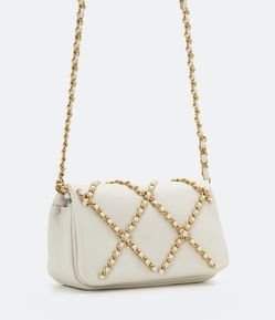 Bolsa Estruturada com Detalhes em Correntes