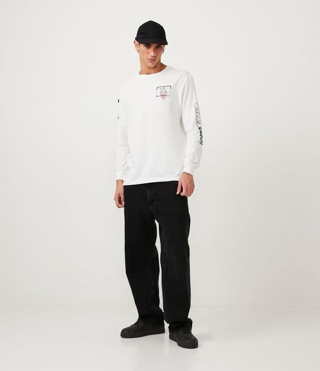 Remera Regular en Media Malla con Estampa de Baloncesto y Lettering Blanco 2