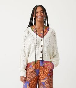 Casaco em Tricô com Abotoamento e Pontos Texturizados