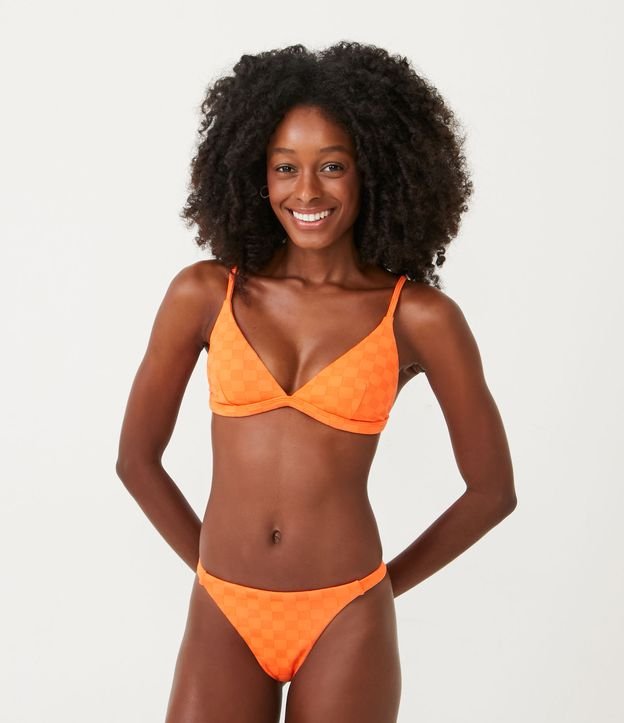 Bikini Bombacha Colaless en Poliamida con Estampado Cuadrillé Texturizada Naranja 2