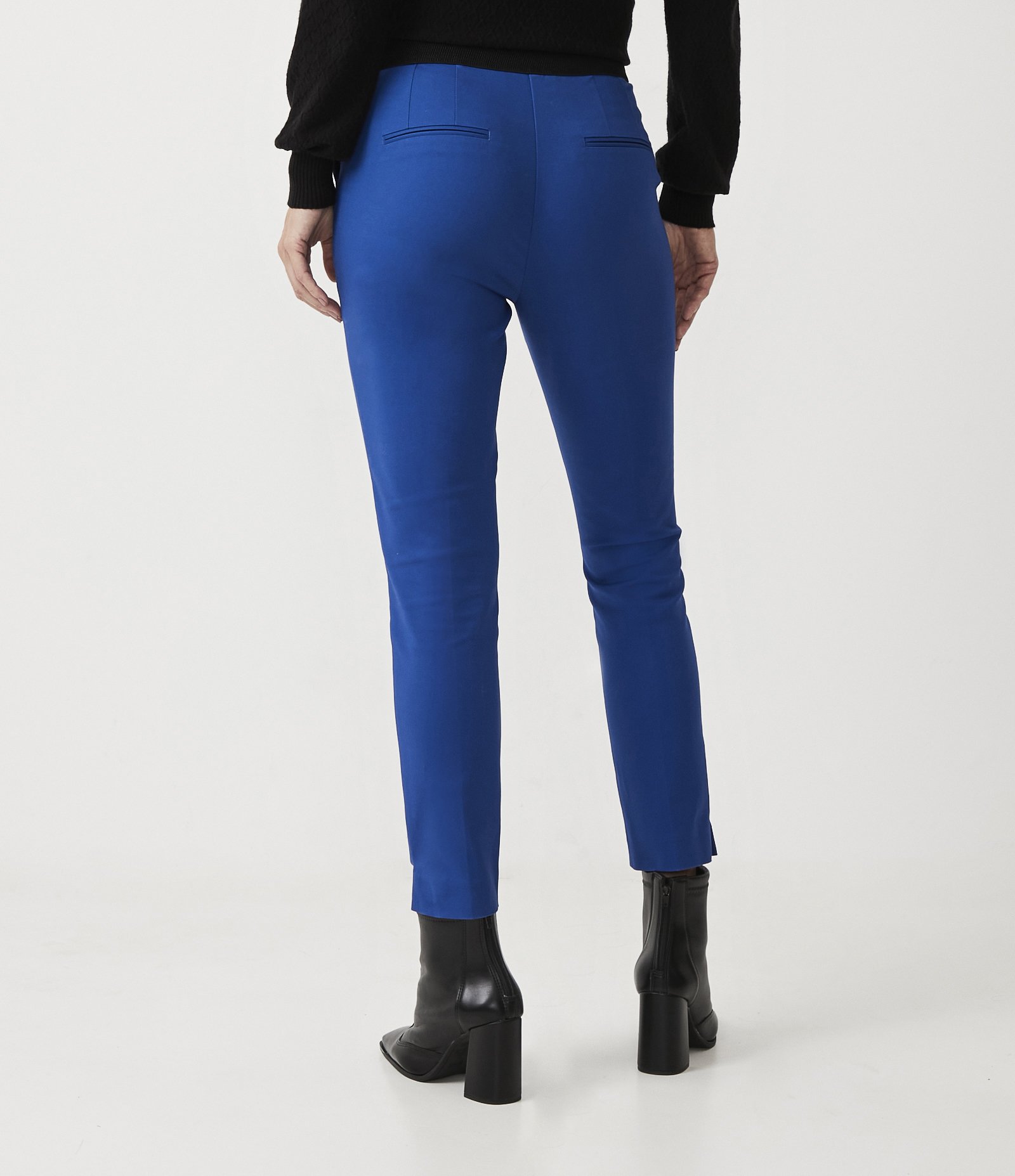 Calça Cigarrete em Algodão com Bolsos Azul Escuro 3