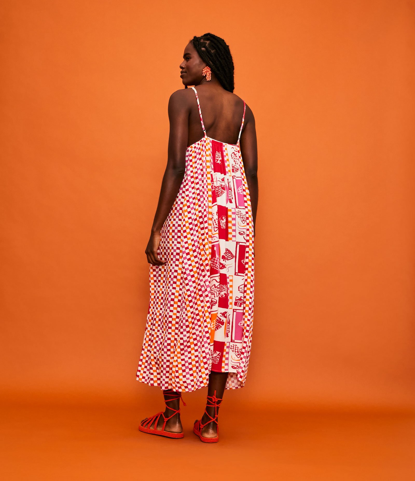 Saída de Praia Vestido em Viscose com Estampa Xadrez Vermelho 2