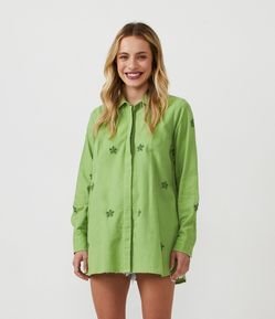Camisa Alongada em Linho com Bordado Floral