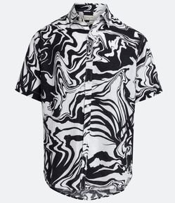 Camisa Comfort em Linho com Estampa Abstrata
