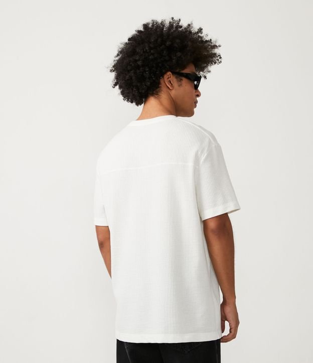 Camiseta Easy em Meia Malha com Textura Waffle e Manga Curta Branco Neve 3