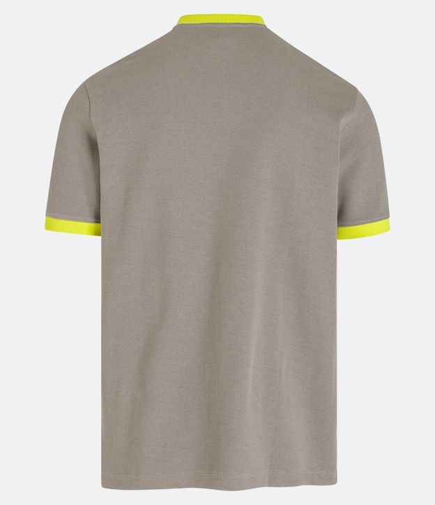 Remera Slim en Algodón con Textura y Detalles Contrastantes Gris 6