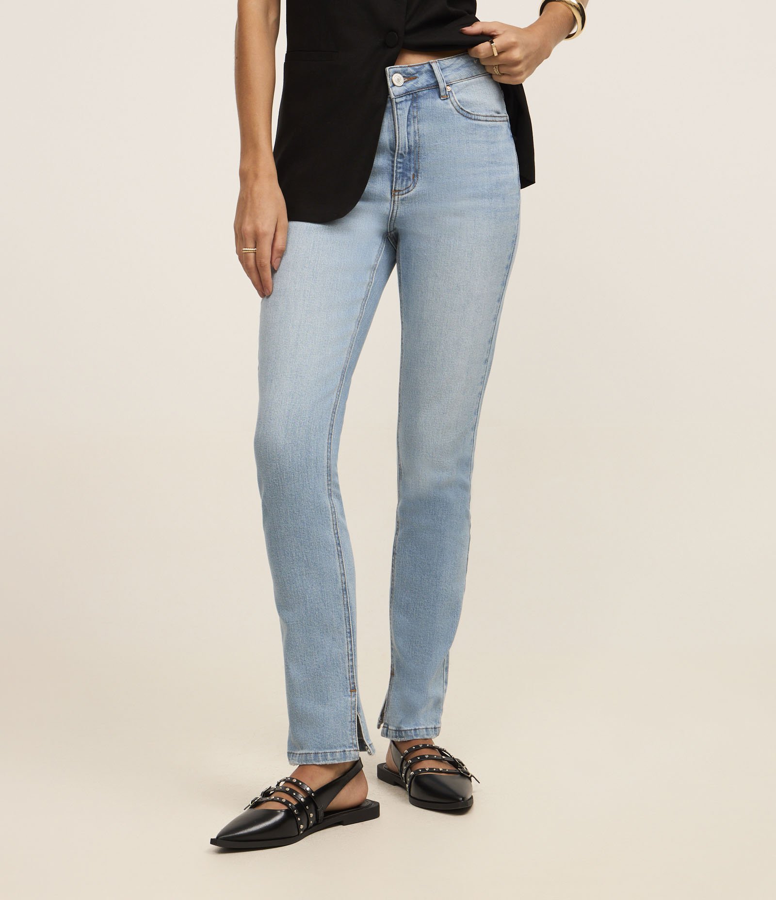 Calça Slim em Jeans com Fenda na Barra Azul 3