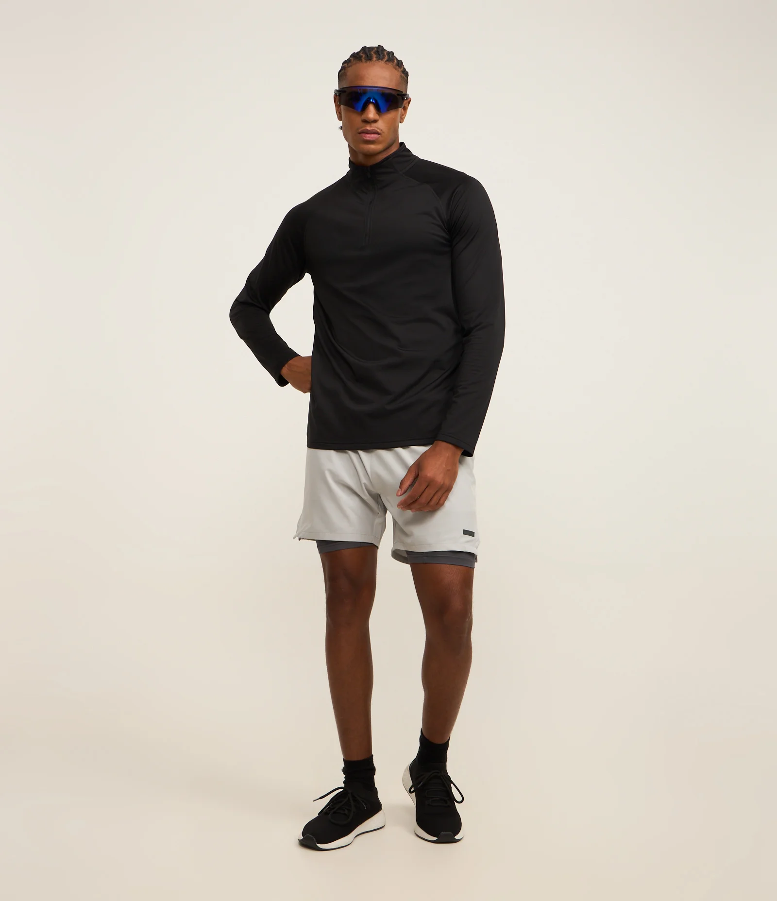 Camiseta Térmica Esportiva com Zíper na Gola e Recortes Preto 2