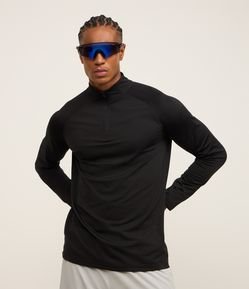Camiseta Térmica Esportiva com Zíper na Gola e Recortes