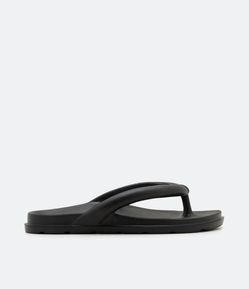 Chinelo com Tiras Grossas e Sola Tratorada