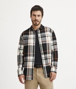 Camisa Comfort em Viscose com Estampa Xadrez