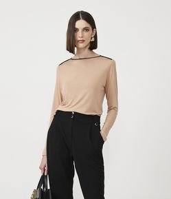 Blusa Básica em Meia Malha com Manga Longa