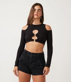 Blusa em Cotton com Recortes Vazados e Argolas