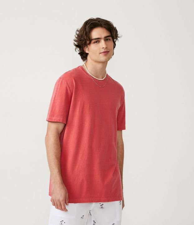 Remera en Algodón con Cuello Ribana y Efecto Piedra Rojo 1