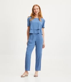 Calça Cenoura em Liocel com Recortes