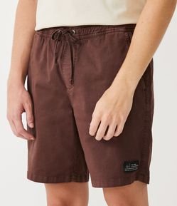 Bermuda em Sarja com Cós Elástico e Amarração