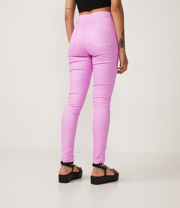 Calça Disco Pants Cintura Alta em Jeans com Bolsos Traseiros Rosa