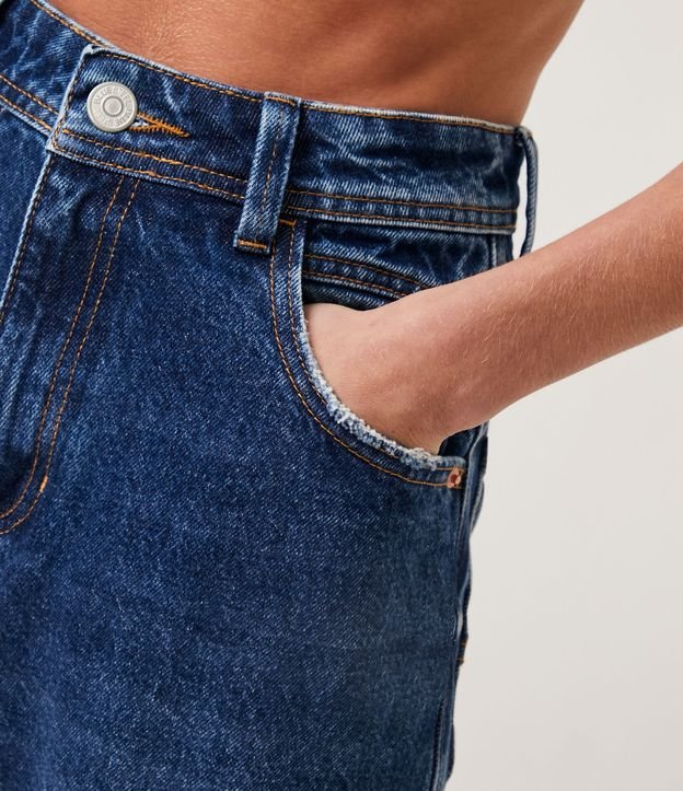 Pantalón Recto Cintura Alta en Jeans con Bolsillos y Deshilachados 4