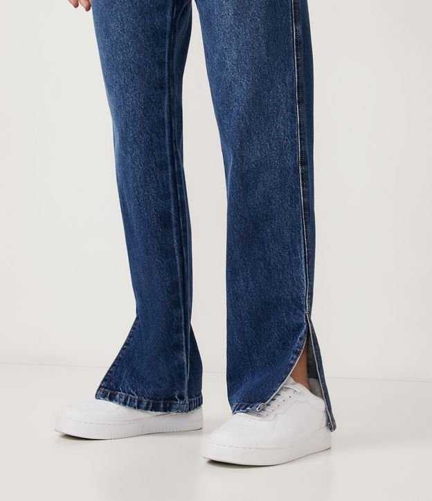 Pantalón Recto Cintura Alta en Jeans con Bolsillos y Deshilachados 5