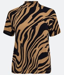 Blusa em Viscose com Golinha Alta e Estampa Animal Print Zebra