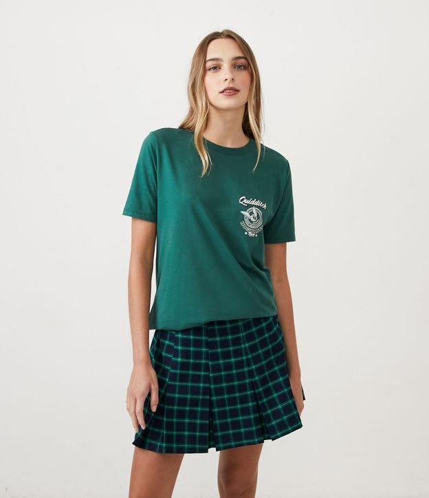 Remera T-Shirt en Media Malla con Estampado Quidditch Hogwarts Verde 1